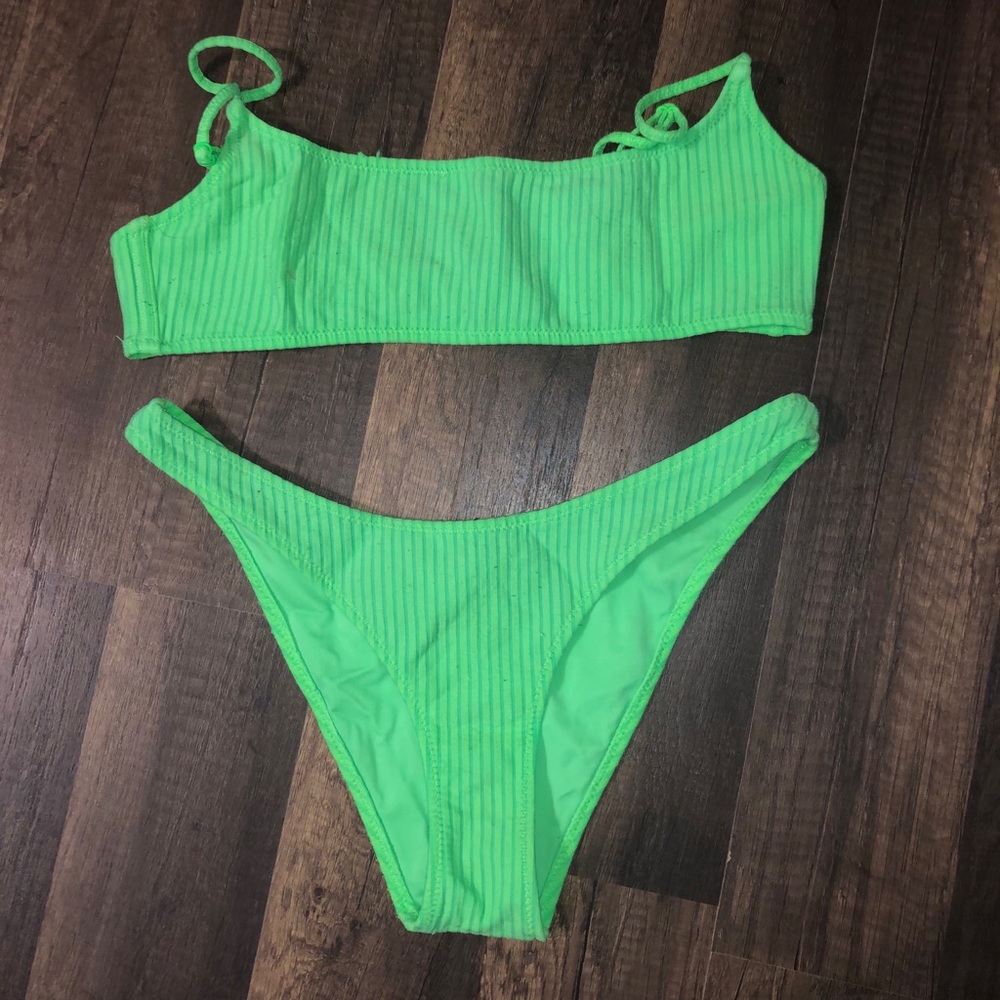 Triangl Bikini